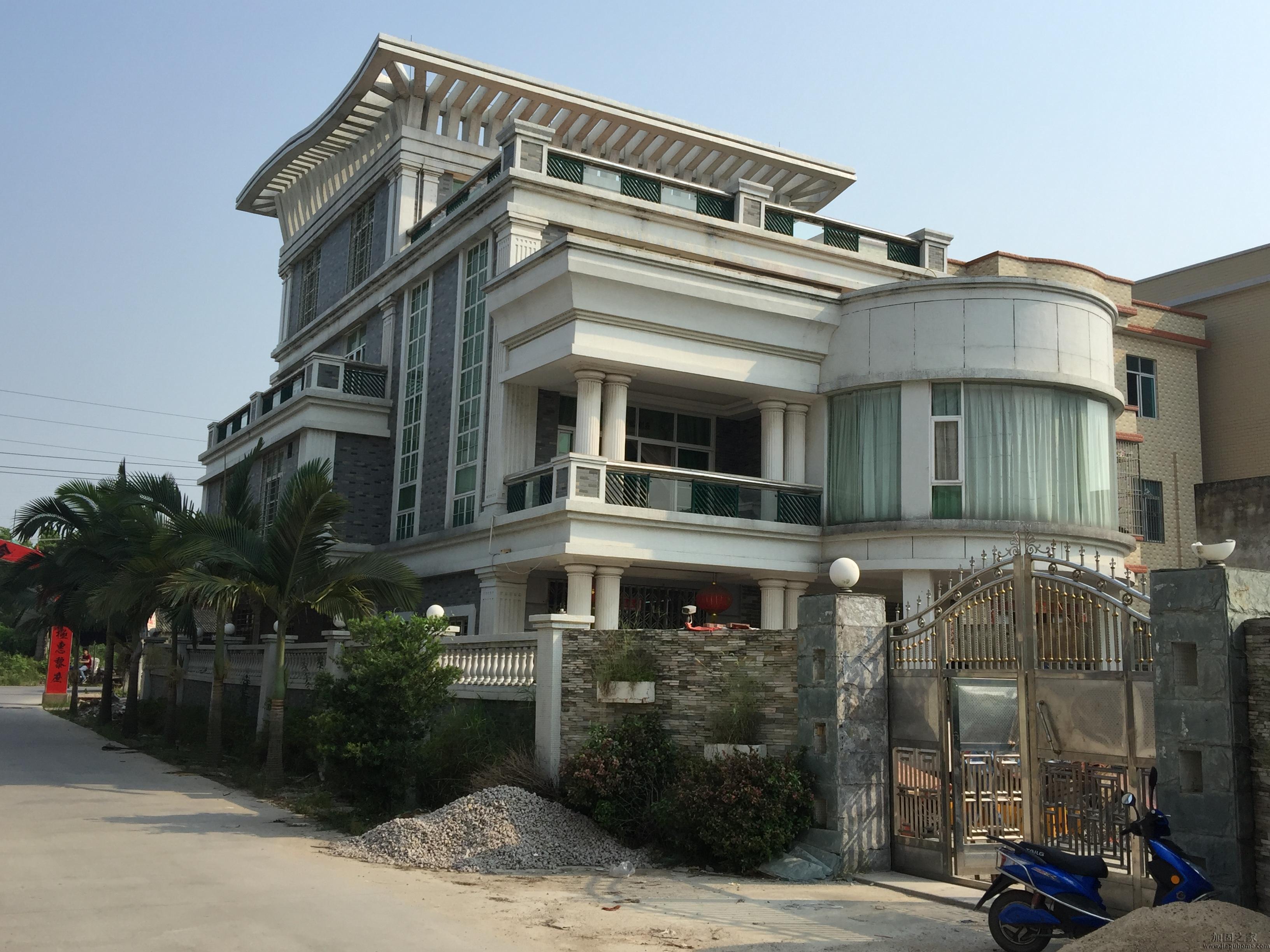 該別墅位于潮州楓溪鎮，地基深度達50多米，總加固費用達60萬，加固費用等同原房屋造價