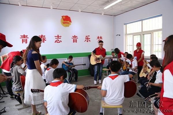 愛心支教淪為賺錢工具，這樣的扭曲的“生意經(jīng)”你是否經(jīng)歷過