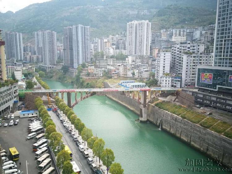 郁江大橋實行爆破處理，為何不做橋梁加固？