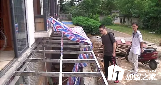 防水補漏施工也能補出個新建筑？