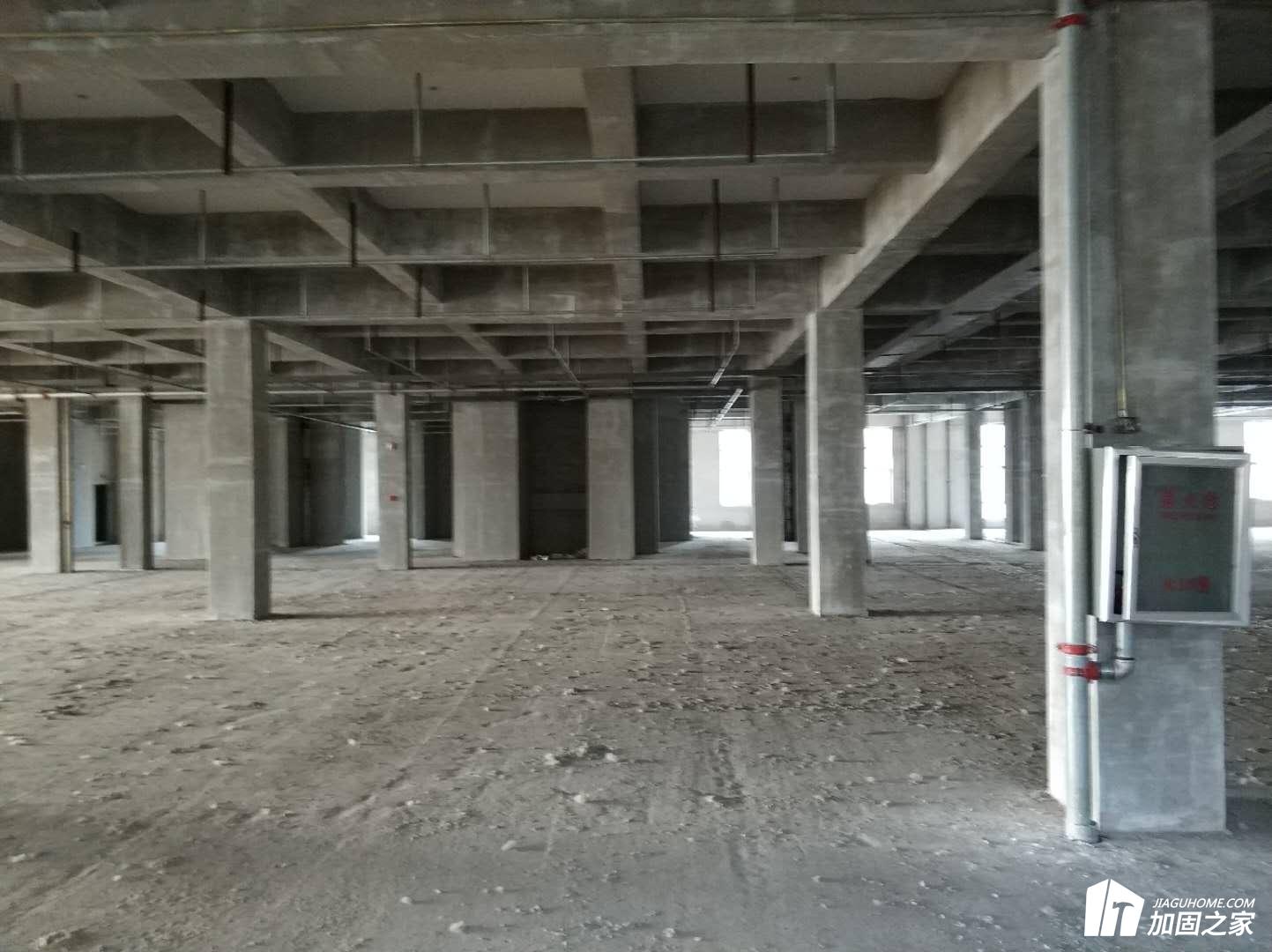 數(shù)據(jù)中心改擴建，樓板加固用什么方法？
