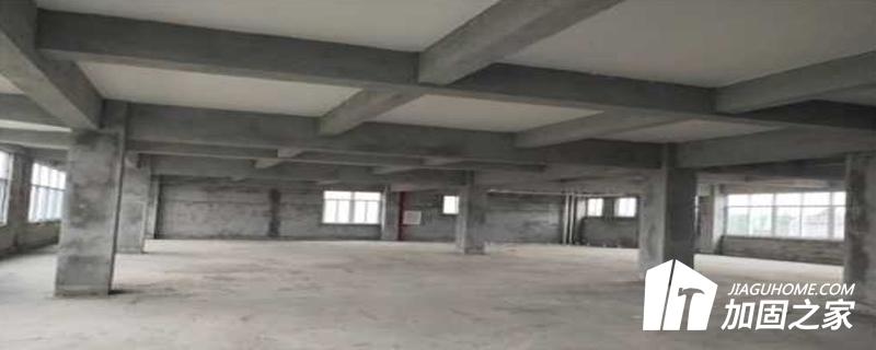 在下列情況下，現有建筑應進行房屋抗震鑒定