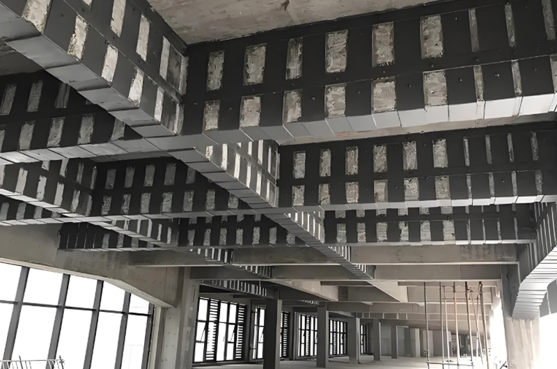 廠房改變結構進行加固改造